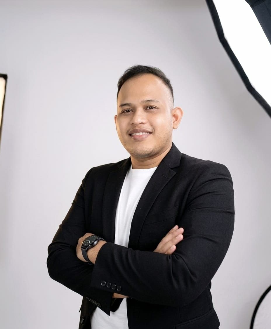 T Aulia Syah Putra, Co-Founder